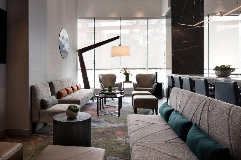 ホテル Vancouver Airport Marriott