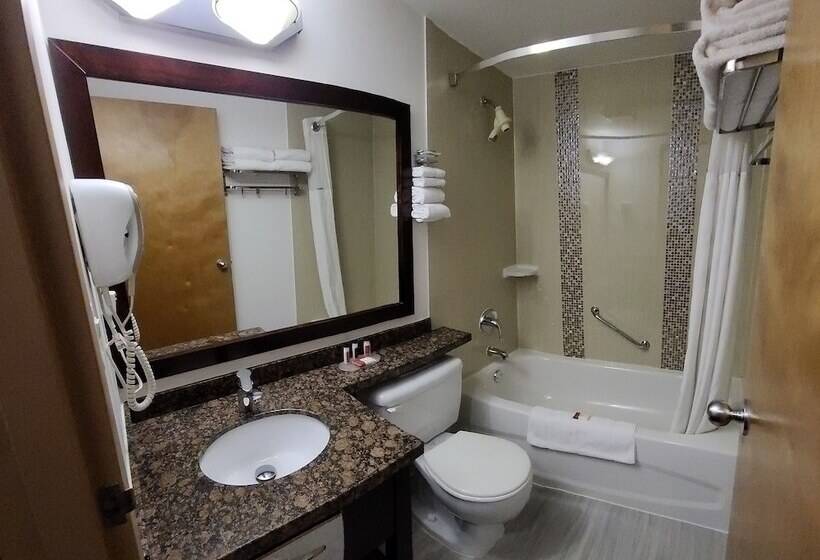 Отель Surestay By Best Western Richmond Vancouver Airport