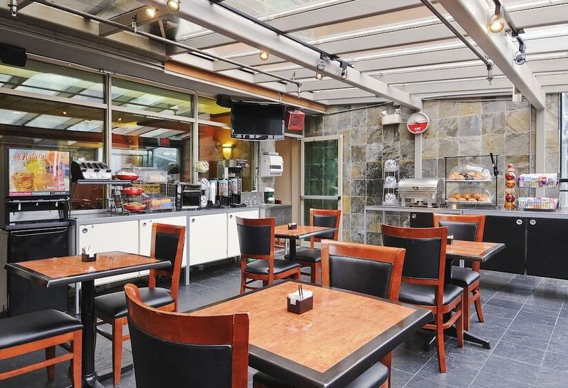 Отель Surestay By Best Western Richmond Vancouver Airport