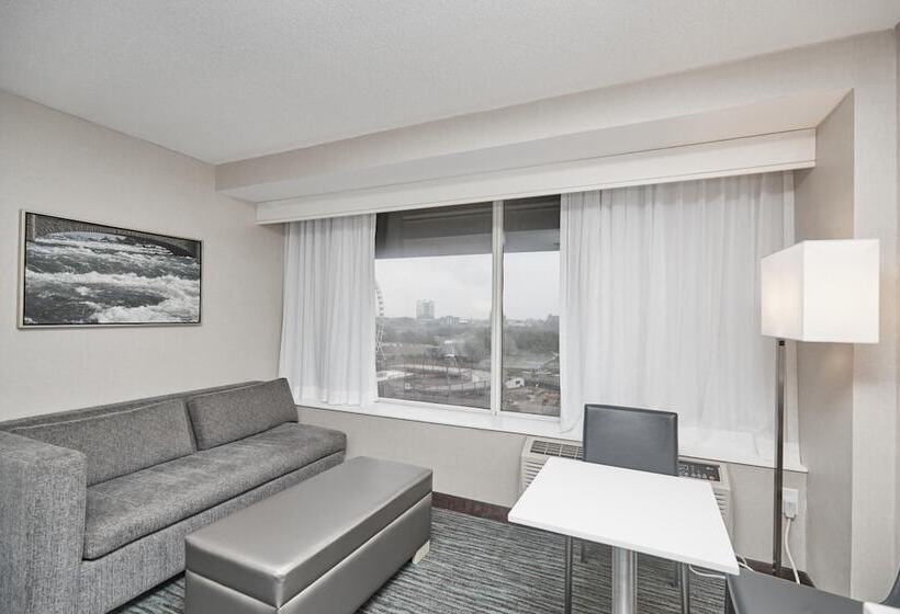 Vittoria Hotel & Suites