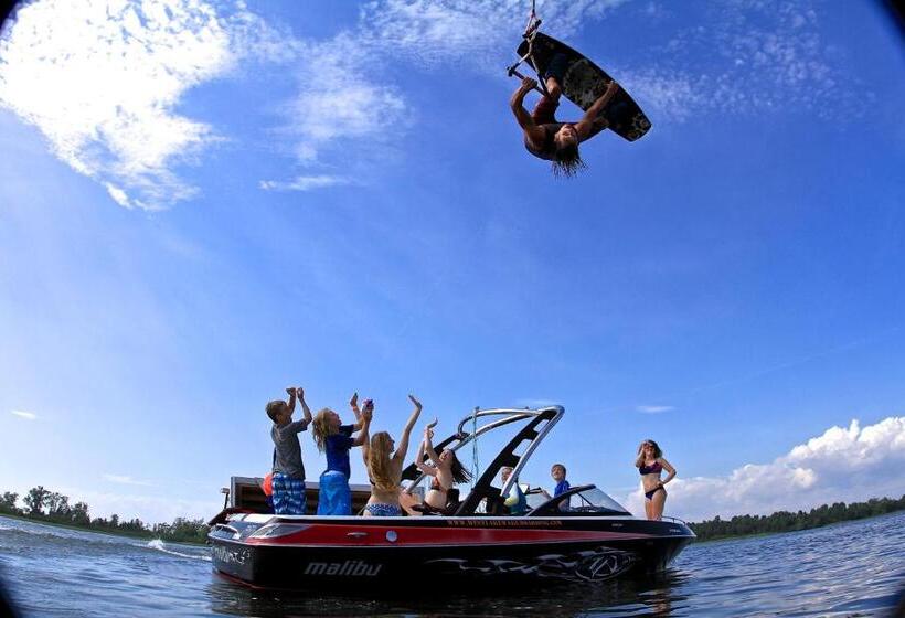 Isaiah Tubbs Resort & Conference Centre