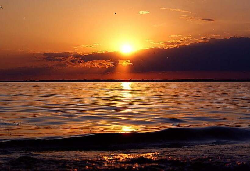 Isaiah Tubbs Resort & Conference Centre