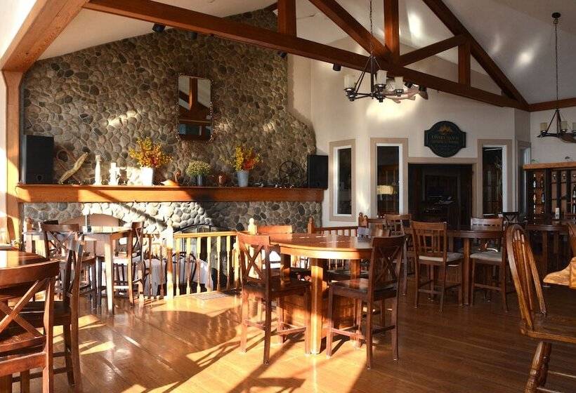 Isaiah Tubbs Resort & Conference Centre