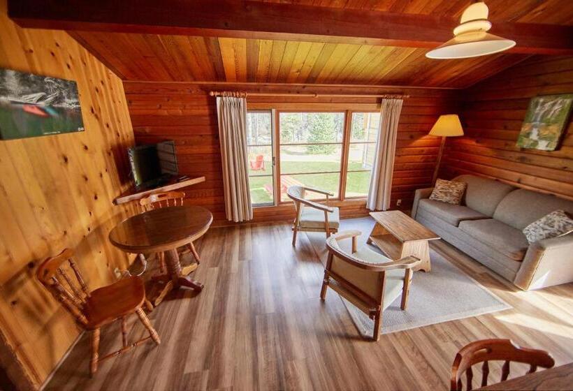 Jasper House Bungalows