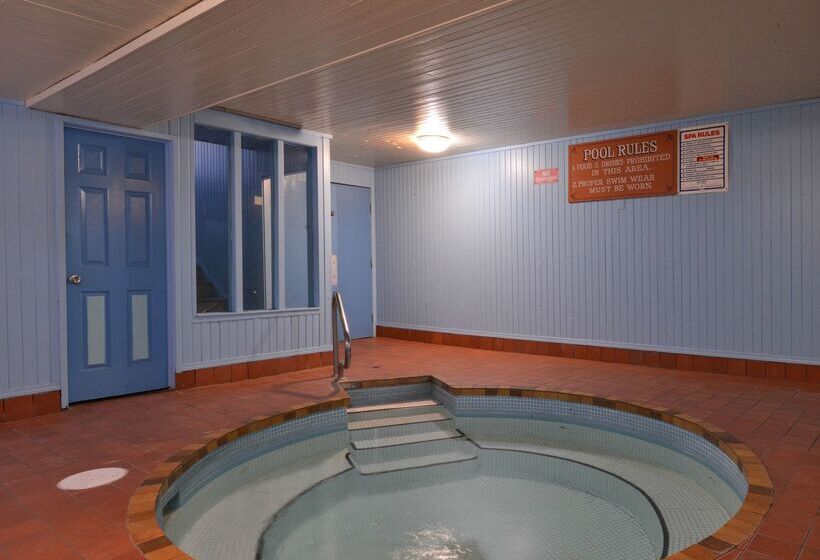 汽车旅馆  Canadas Best Value Inn & Suites Vernon