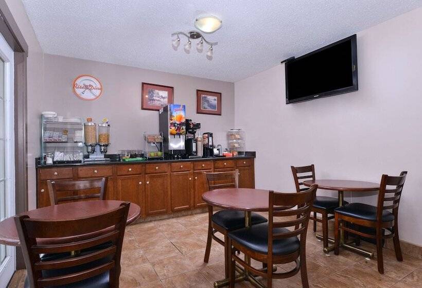 汽车旅馆  Canadas Best Value Inn & Suites Vernon