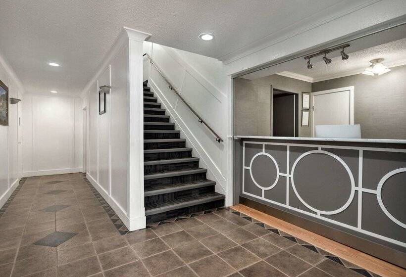 מוטל Travelodge By Wyndham Blairmore