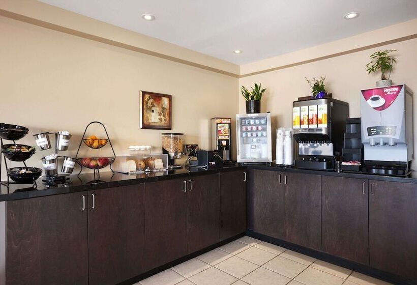 فندق على الطريق Travelodge By Wyndham Kapuskasing