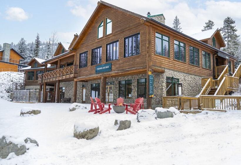 استراحتگاه Pyramid Lake Lodge