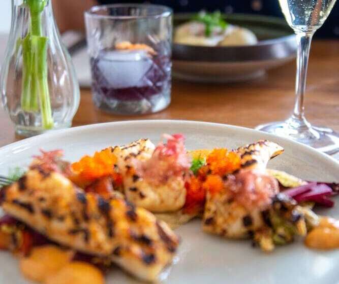 リゾートホテル Pyramid Lake Lodge