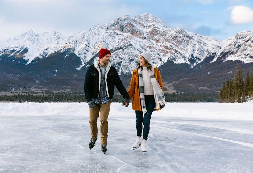 リゾートホテル Pyramid Lake Lodge