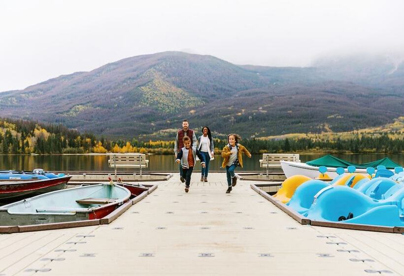 リゾートホテル Pyramid Lake Lodge