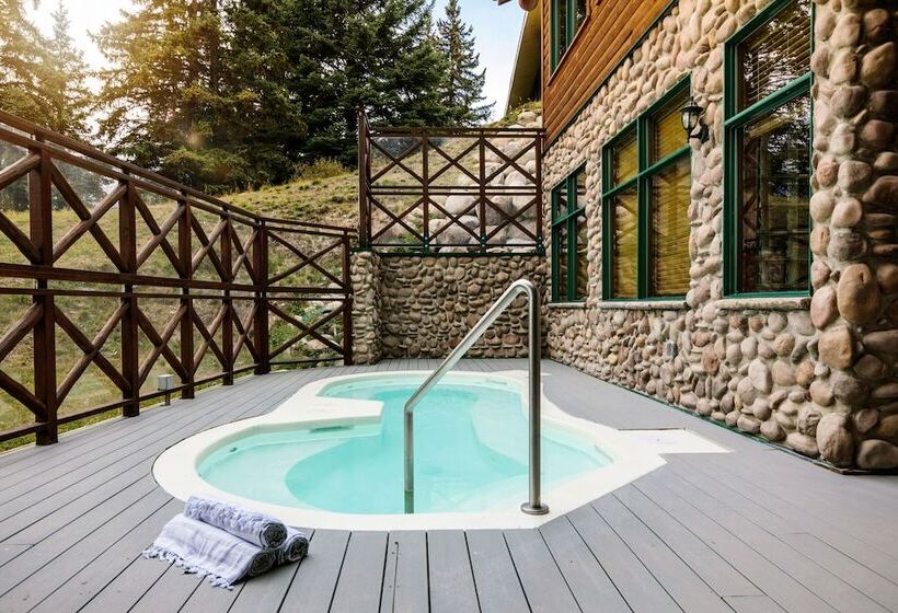 リゾートホテル Pyramid Lake Lodge