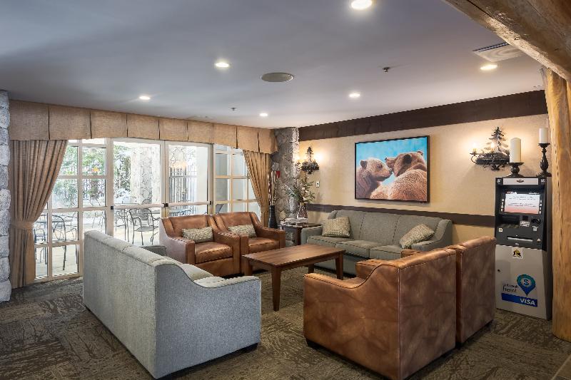 레지던스 Blackcomb Springs Suites By Clique