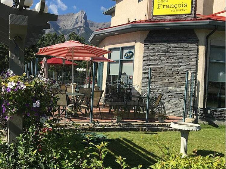 אתר נופש Chateau Canmore