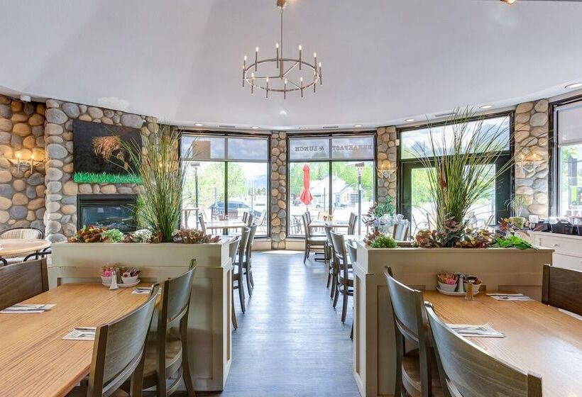 אתר נופש Chateau Canmore