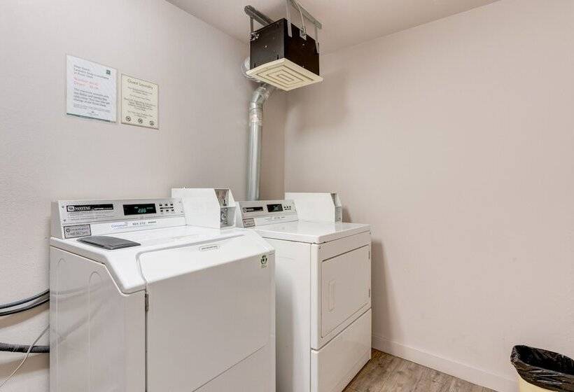 אתר נופש Chateau Canmore