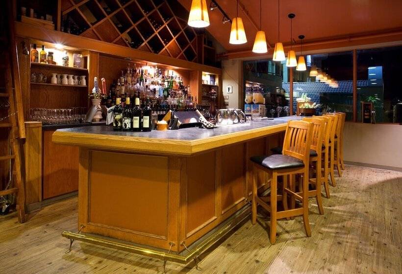 אתר נופש Holiday Inn Osoyoos