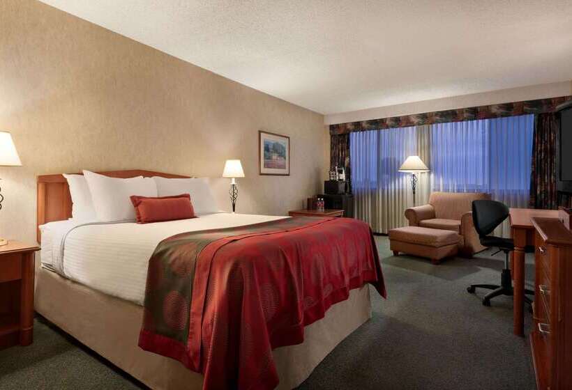 אתר נופש Ramada Plaza By Wyndham Regina Downtown