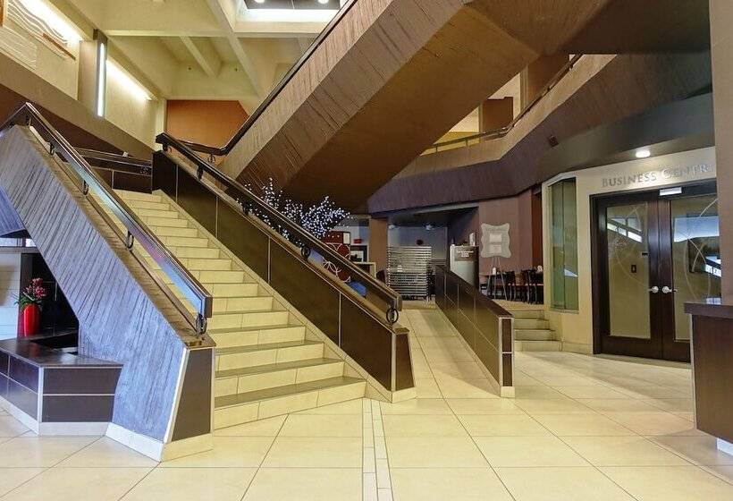 אתר נופש Ramada Plaza By Wyndham Regina Downtown