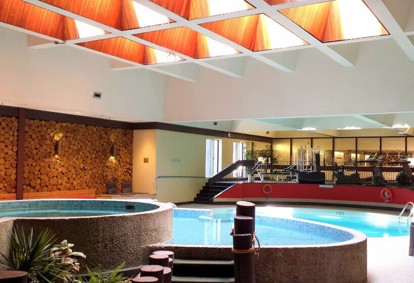 אתר נופש Ramada Plaza By Wyndham Regina Downtown