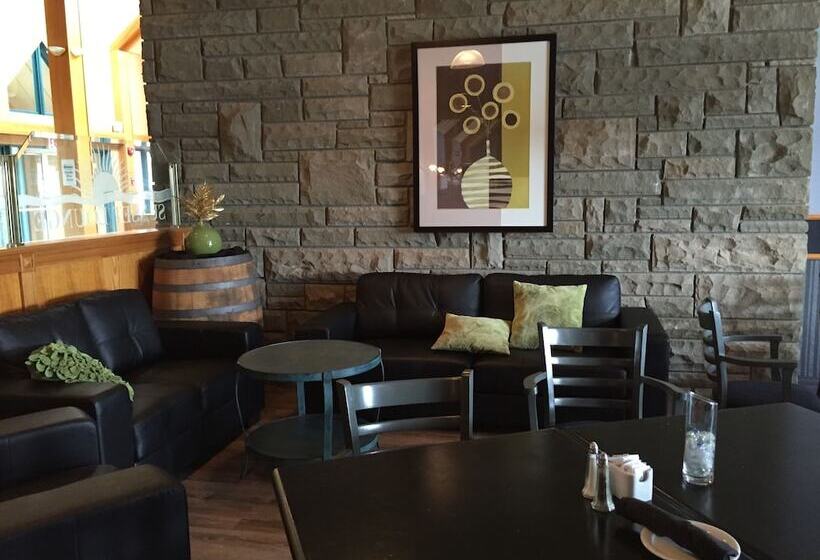 Riverside Resort & Conference Centre