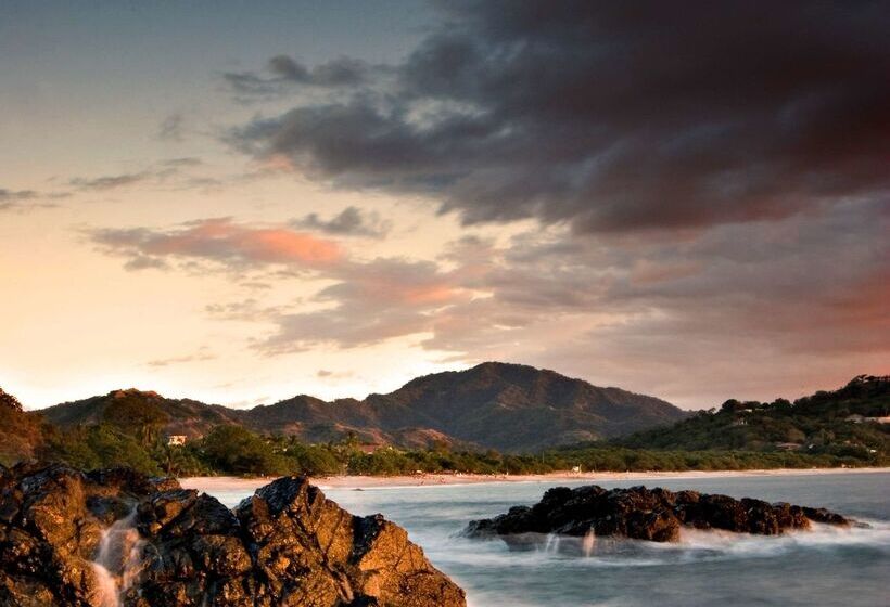 Best Western Tamarindo Vista Villas