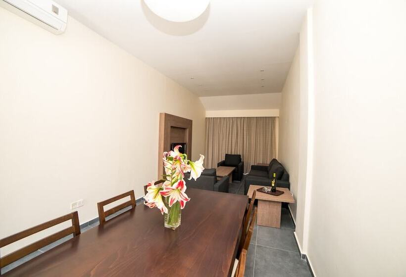 Helios Bay Hotel And Suites