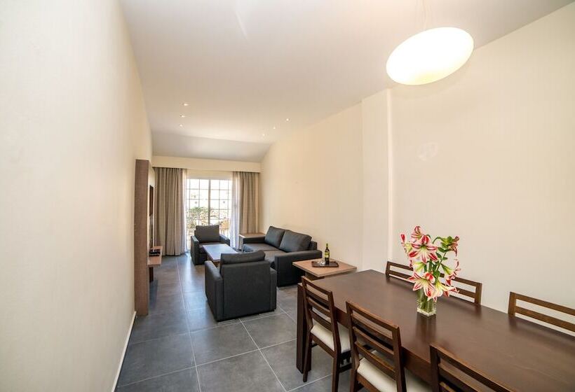 Helios Bay Hotel And Suites