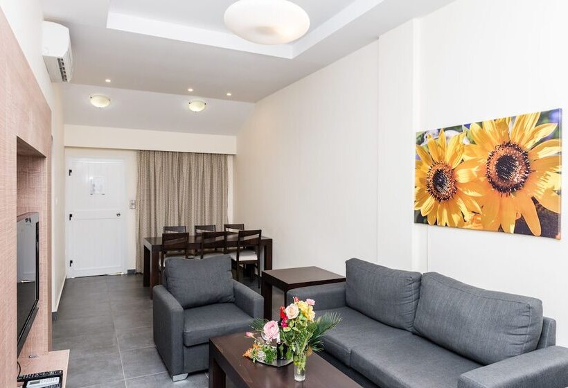 Helios Bay Hotel And Suites