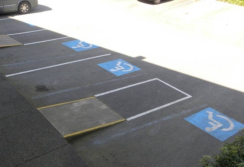 酒店 Accent Inns Vancouver Airport