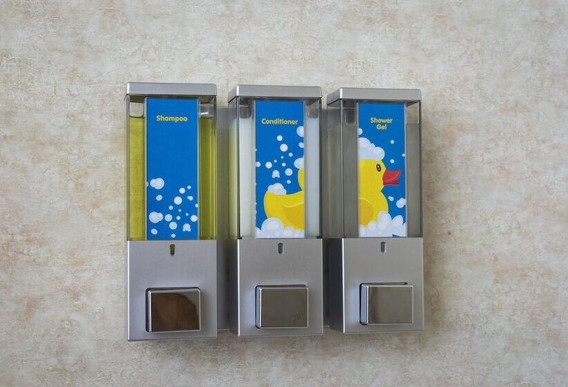 酒店 Accent Inns Vancouver Airport