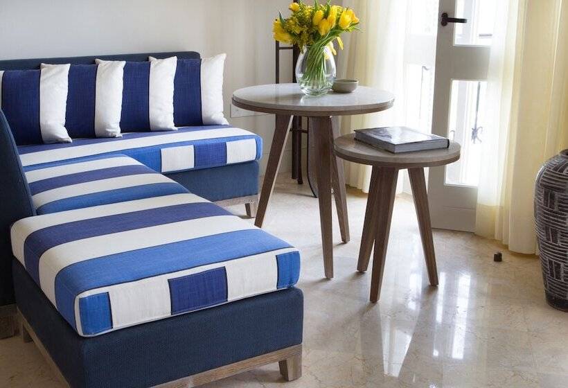 בית מלון כפרי Anassa