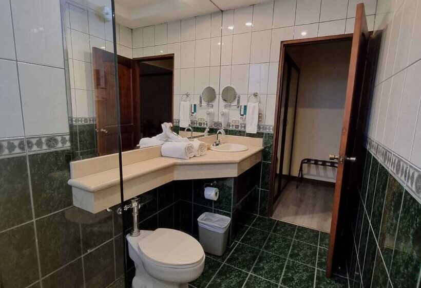 Best Western Hotel & Casino Kamuk