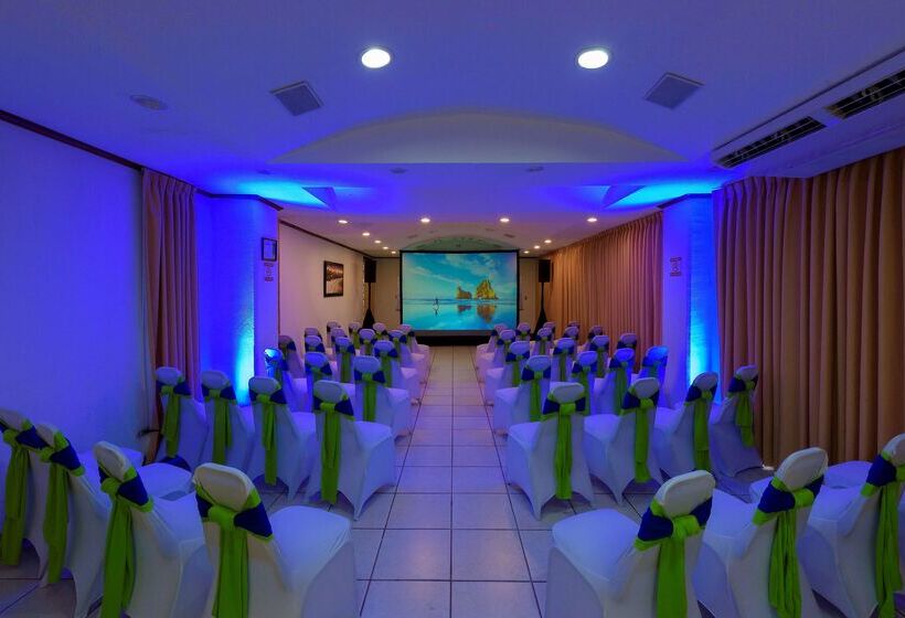 Best Western Hotel & Casino Kamuk