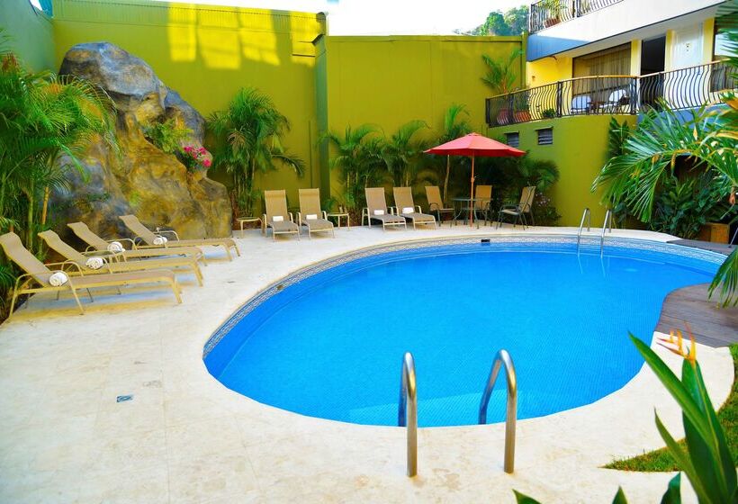 Best Western Hotel & Casino Kamuk