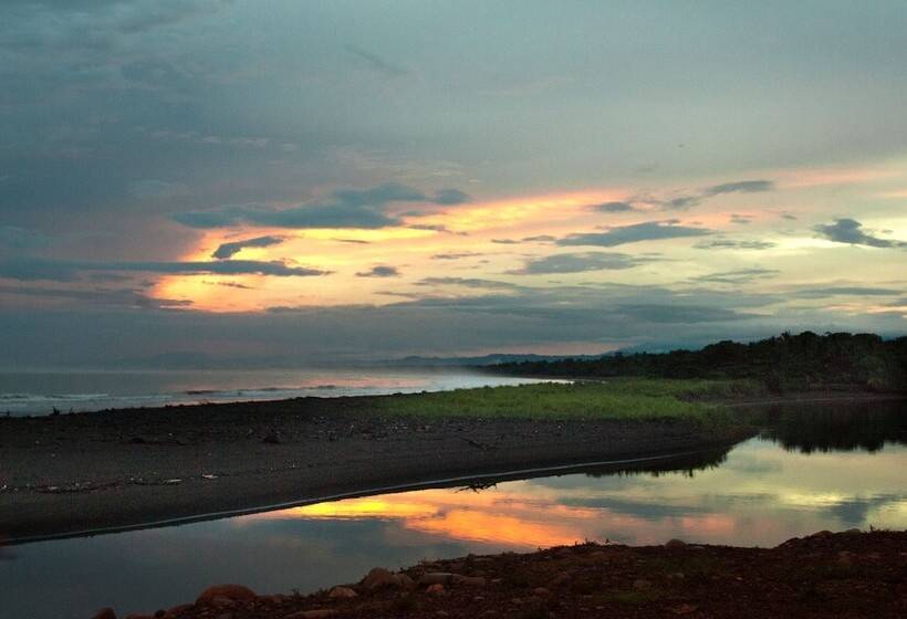 Best Western Hotel & Casino Kamuk