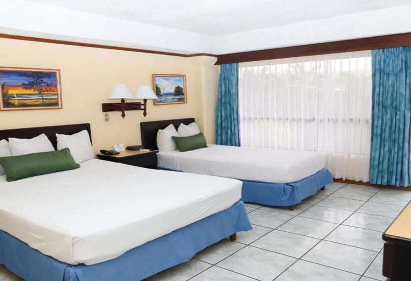 Best Western Hotel & Casino Kamuk