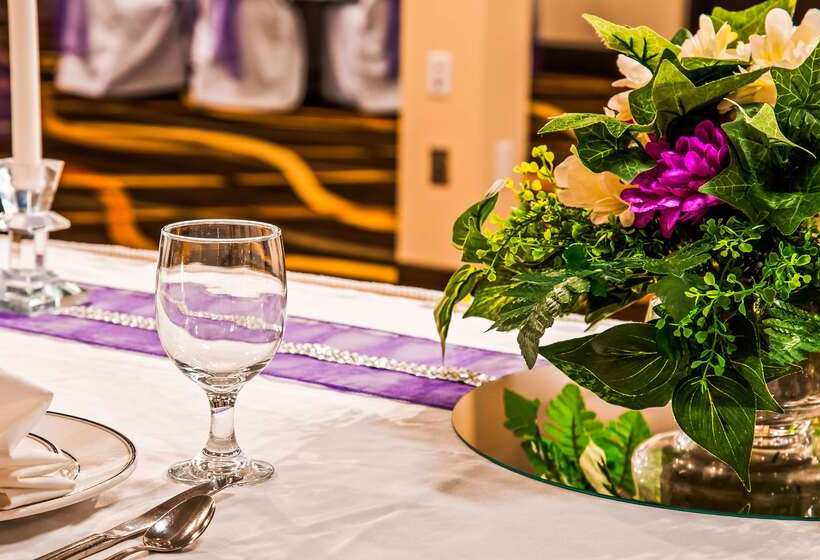 فندق Best Western Wayside Inn