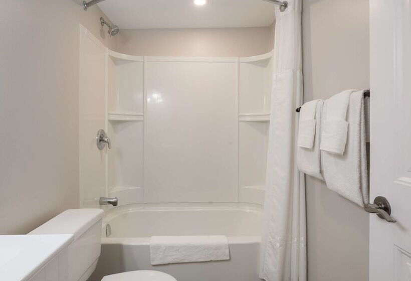 Hotel Canadas Best Value Inn & Suites Charlottetown