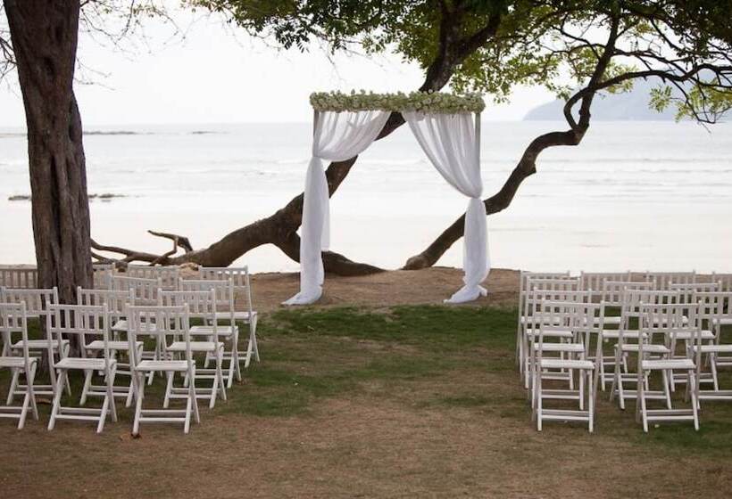 호텔 Capitan Suizo Beachfront Boutique