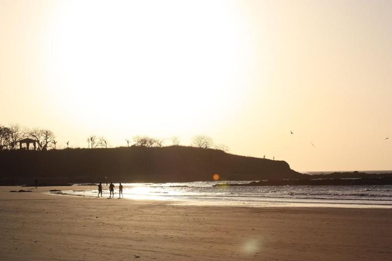 호텔 Capitan Suizo Beachfront Boutique