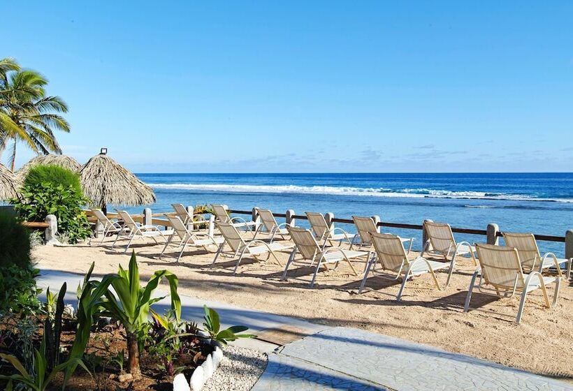 هتل Club Raro Resort  Adults Only