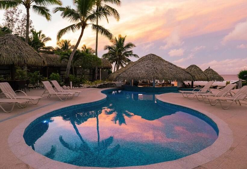 هتل Club Raro Resort  Adults Only