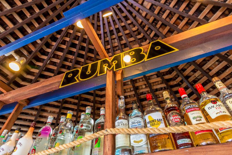 هتل Club Raro Resort  Adults Only