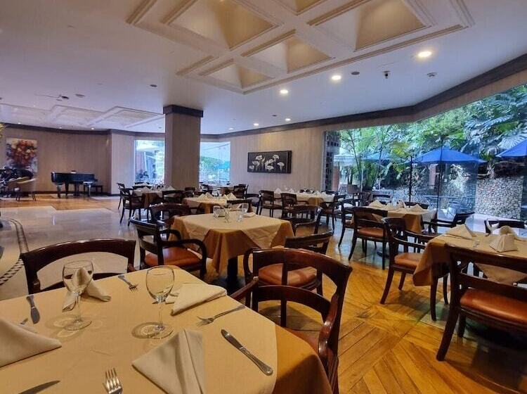 هتل Dann Carlton Belfort Medellin