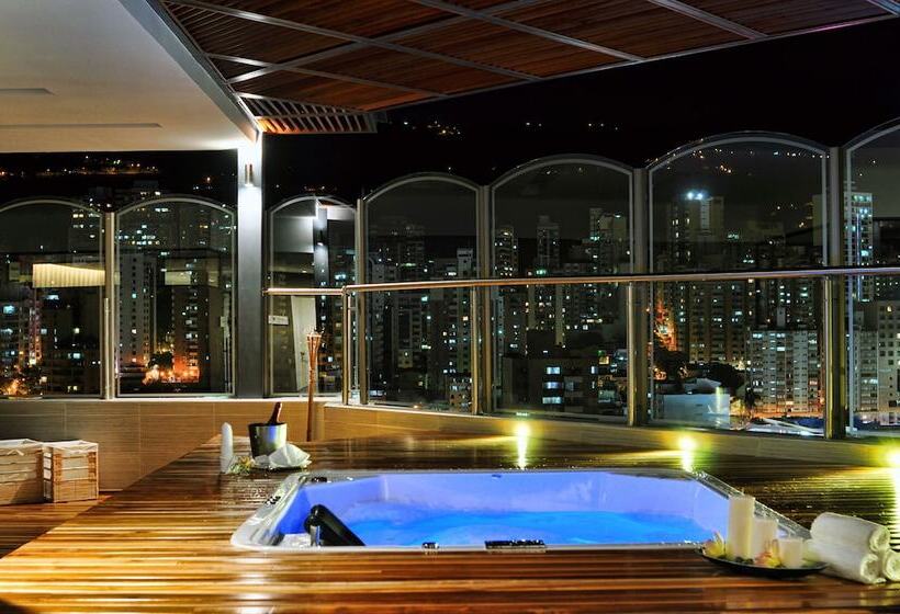 בית מלון כפרי Dann Carlton Bucaramanga