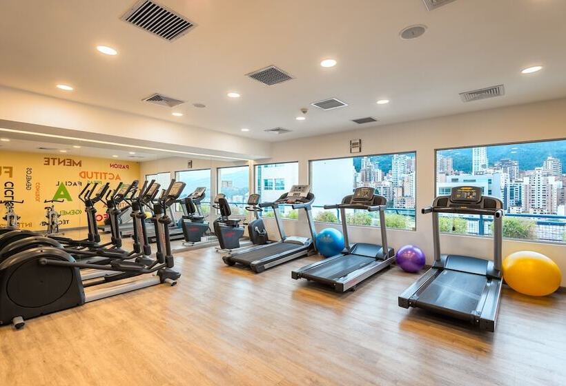 בית מלון כפרי Dann Carlton Bucaramanga