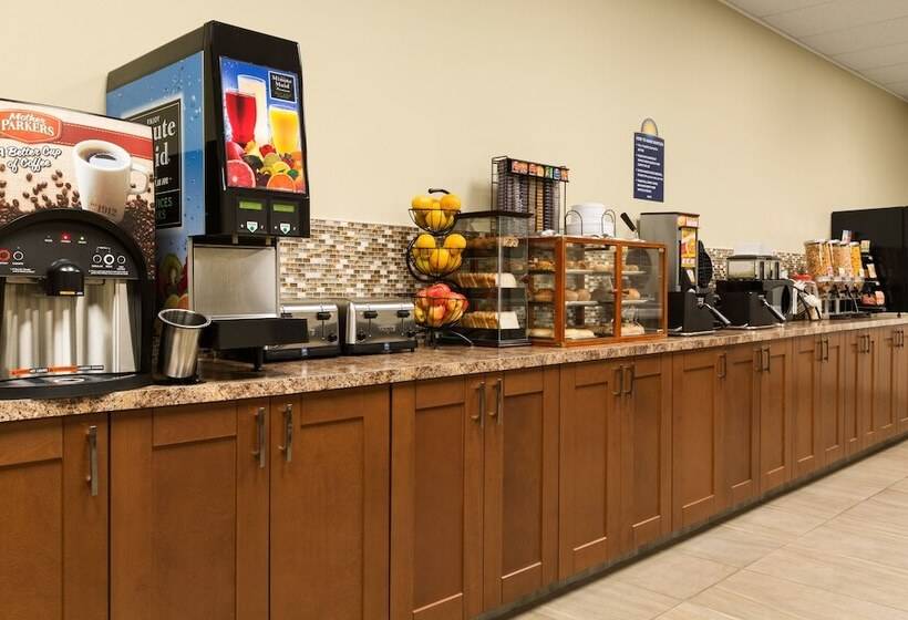 Hotel Days Inn By Wyndham Cranbrook Conference Centre