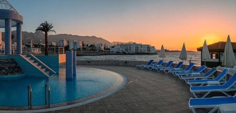 בית מלון כפרי Dome